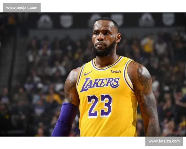 天妒英才：詹姆斯生涯屡战历史级强敌，命运枷锁何时能破？