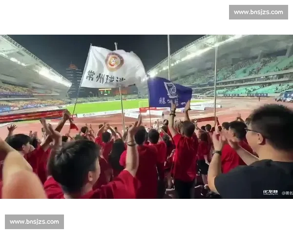 无锡球迷力挺常州：从 “笔画保卫战” 看江苏 “散装式团结”